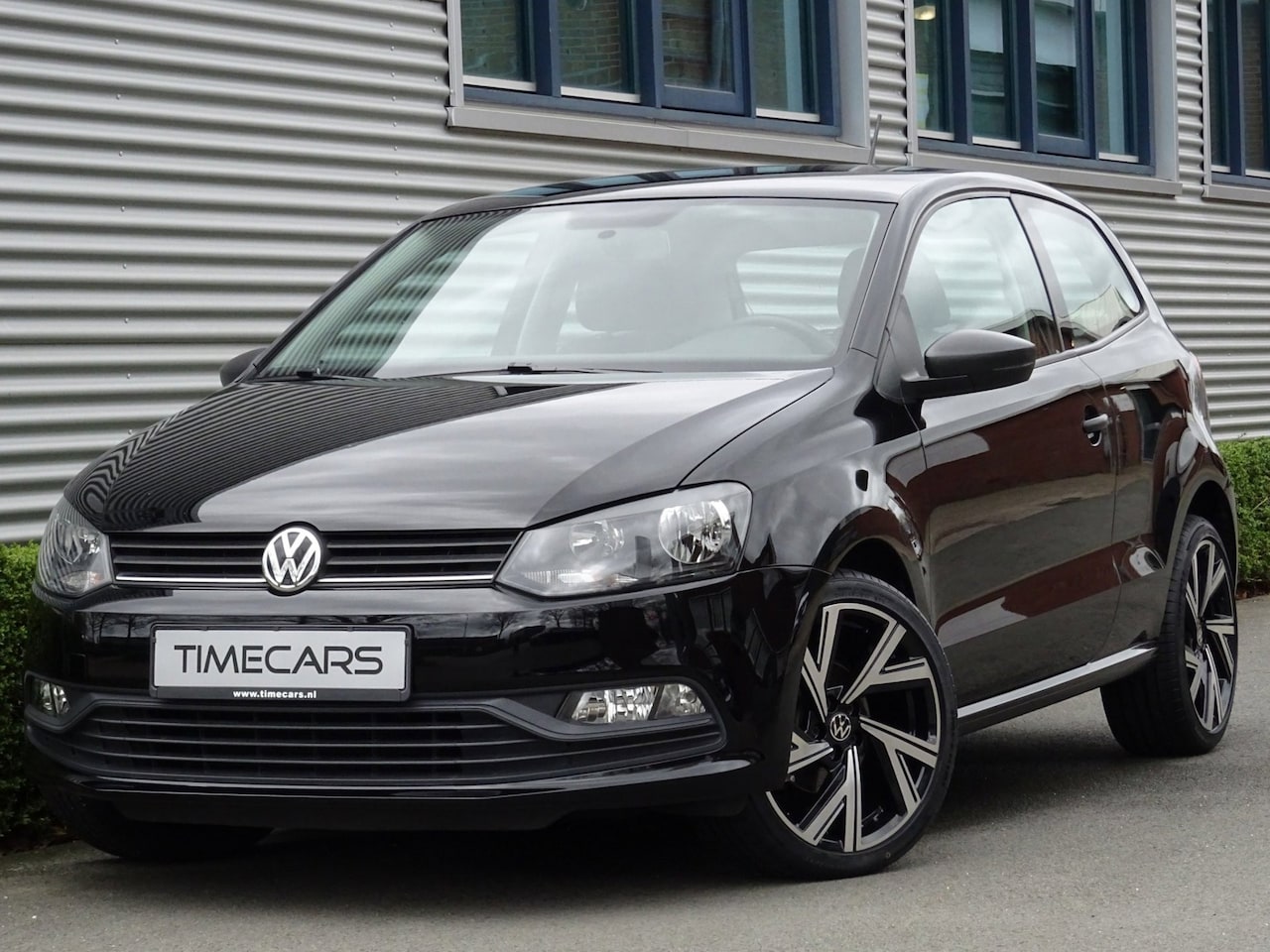 Volkswagen Polo - 1.0 Zwart Carplay Airco Dealer Onderhouden - AutoWereld.nl