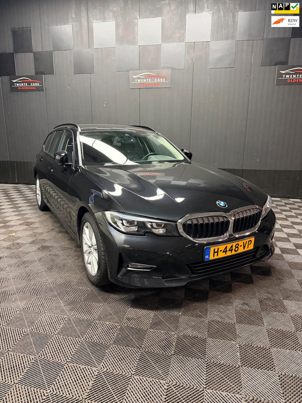 BMW 3-serie Touring - 318d Executive Edition | Led | Navi | Camera | - AutoWereld.nl