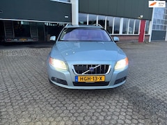 Volvo V70 - 3.2 Summum Aut/Elec schuifdak/Adap cruise/Leer/ELEC stoelen/Camera/Navi/Trekhaak/Stoelverw
