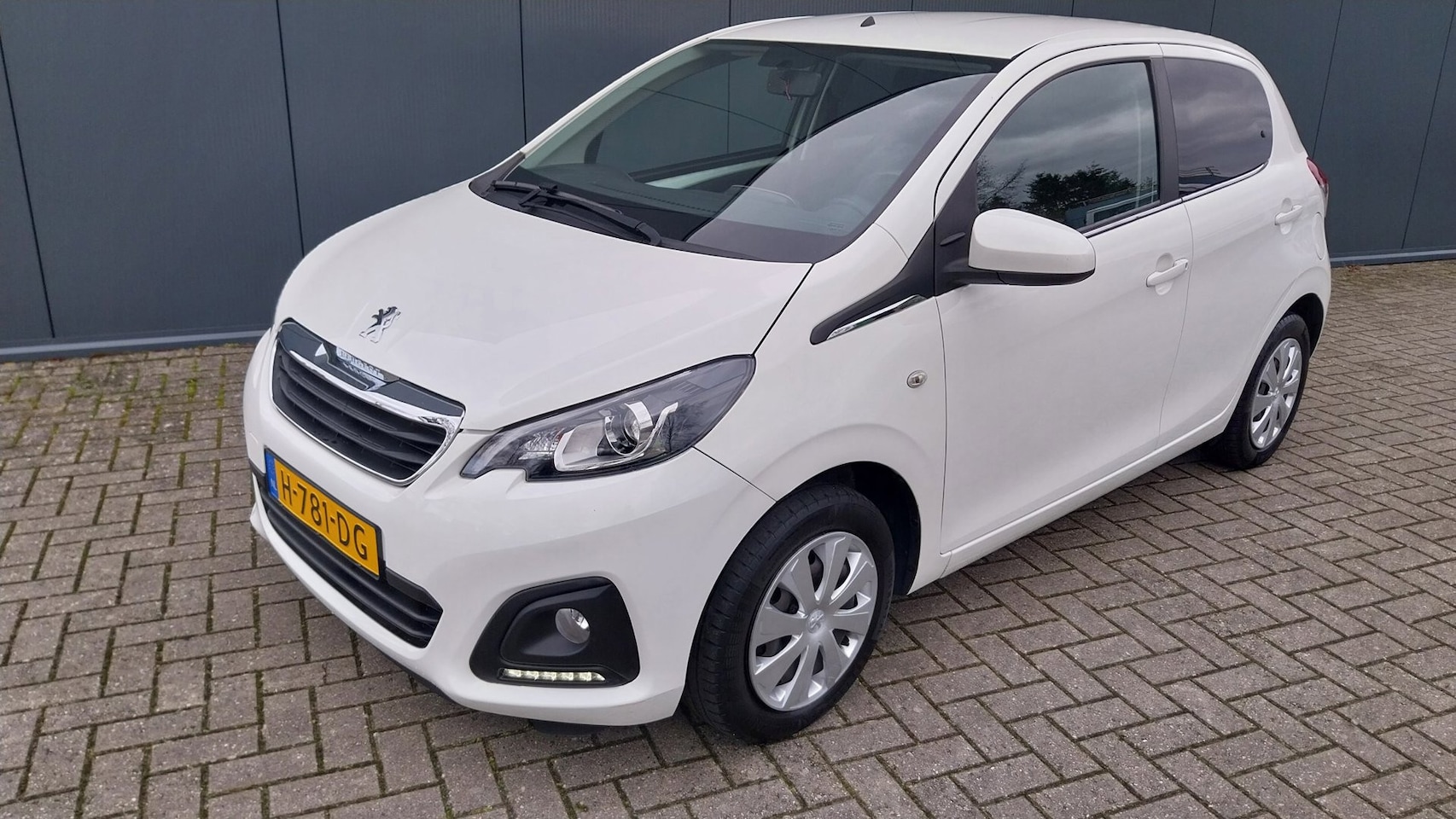 Peugeot 108 - 1.0 e-VTi Active//5DRS // AIRCO - AutoWereld.nl