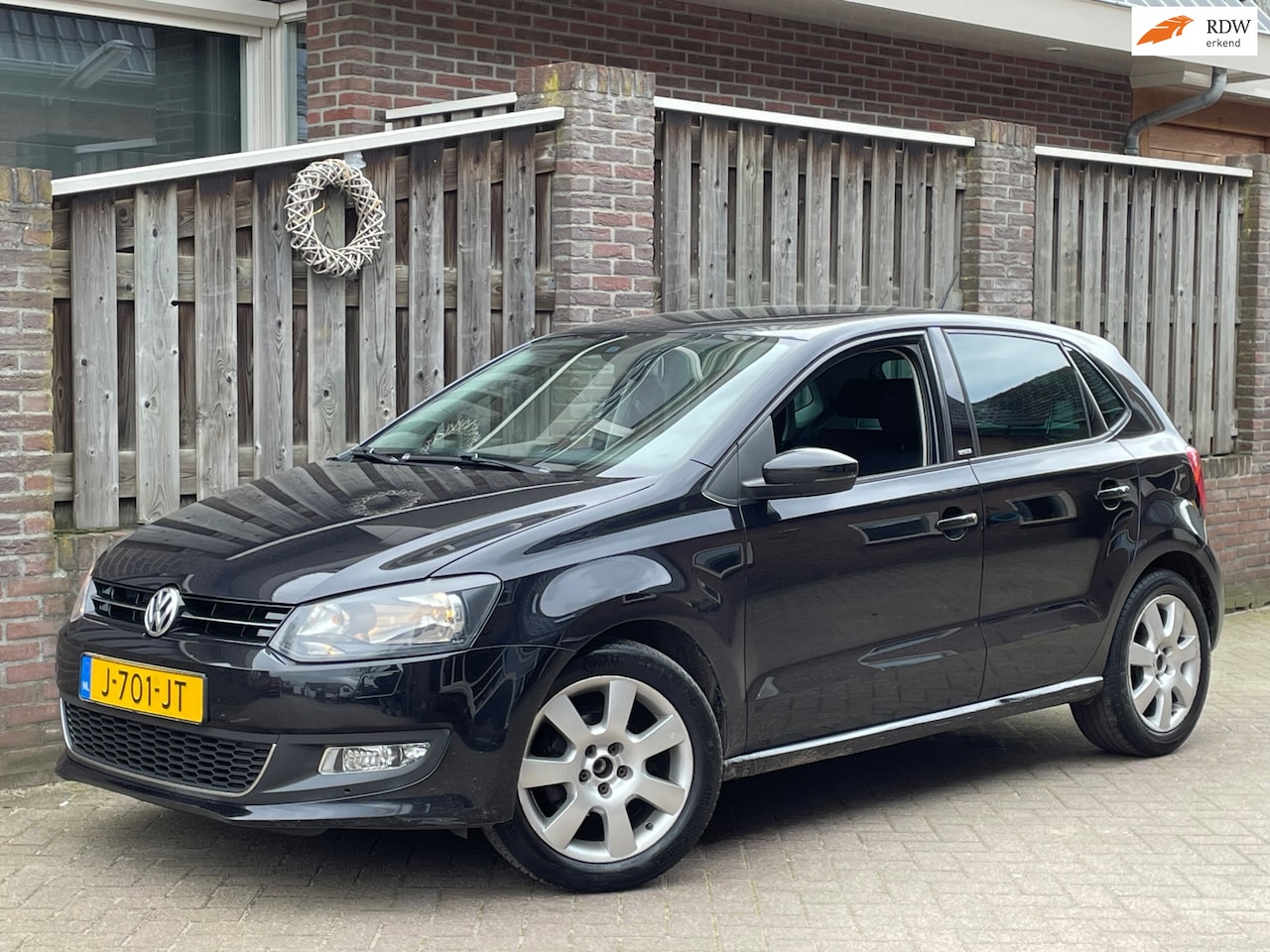 Volkswagen Polo - 1.4-16V Trendline AIRCO, 5-deurs, 16''LM, APK 12-2026! - AutoWereld.nl