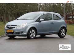 Opel Corsa - 1.4-16V Enjoy / APK tot maart 2027 / Van pas 2e eigenaar / Sportvelgen / Cruise control /