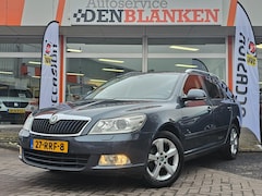 Skoda Octavia Combi - 1.2 TSI Elegance Bns Line Automaat BJ.11-2011 / Navigatie / Leder / Xenon / Cruise / ECC /