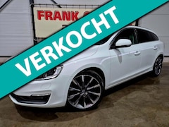 Volvo V60 - 1.6 T3 150PK Summum + Bi-Xenon|Trekhaak|Digital Cockpit|Clima|Cruise|PDC|Bluetooth|Leder/s