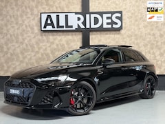 Audi RS3 - Sportback 2.5 TFSI RS 3 quattro | Pano | carbon | Kuipstoelen | ACC | Keyless | Sfeerverli