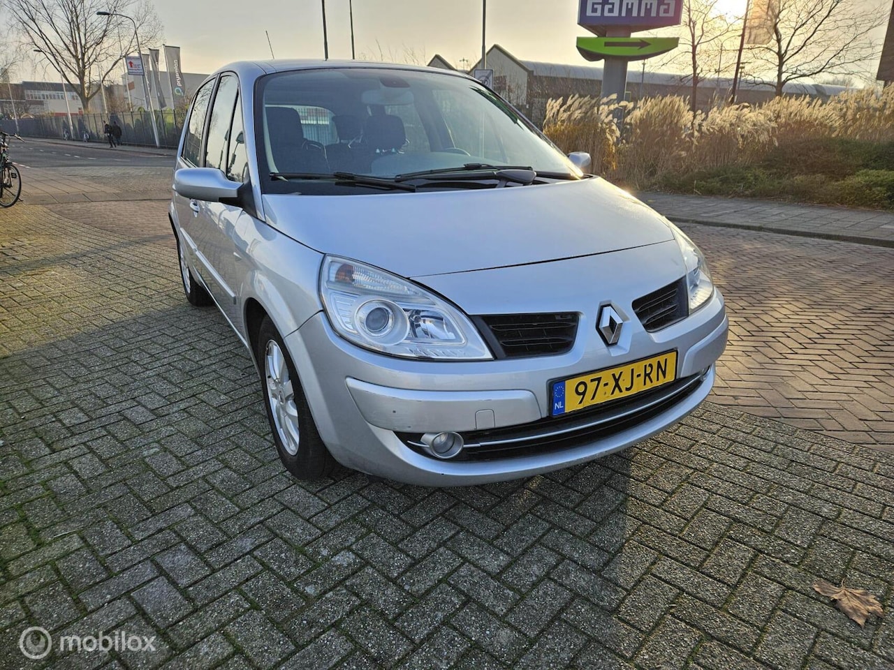 Renault Scénic - 2.0-16V Tech Line 2.0-16V Tech Line - AutoWereld.nl