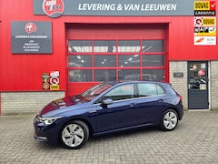 Volkswagen Golf - 1.5 eTSI Style Automaat/ Parkeersensoren V + A/ Android auto- Apple Carplay/ LM velgen/ Ri
