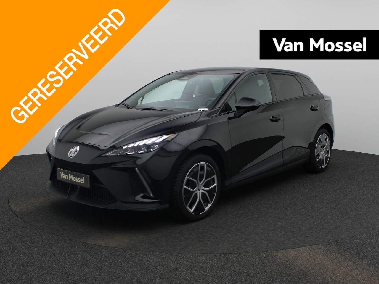 MG MG4 - 64 kWh Luxury | Automaat | Navigatie | Climate Control | Apple Carplay / Android Auto | Ad - AutoWereld.nl