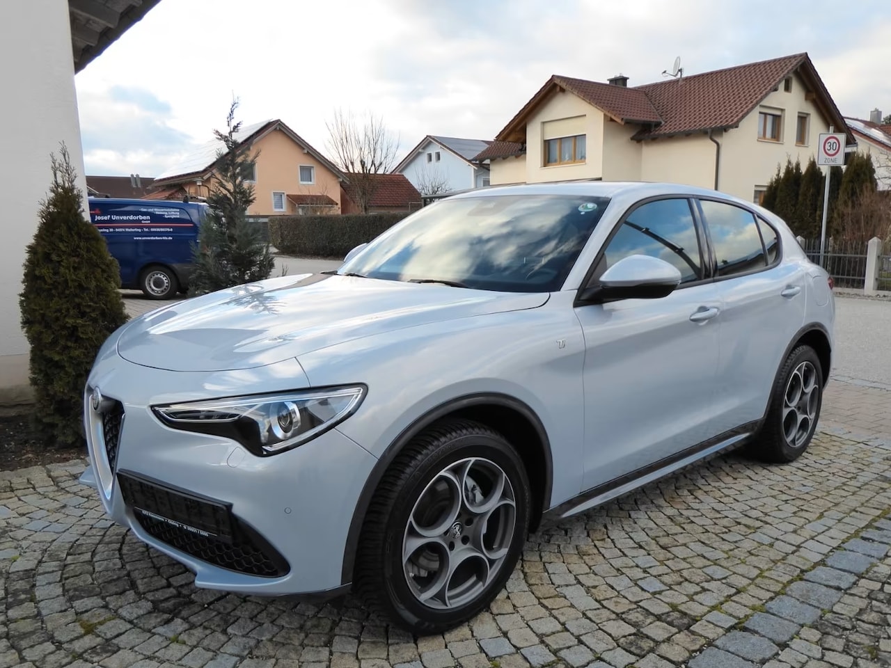 Alfa Romeo Stelvio - 2.0T Q4 Ti (206kW/280pk) ** Bi-XENON/LED, NAVI+, LEDER, ACC, 19-inch LMV, MEM ** 1e EIG - - AutoWereld.nl