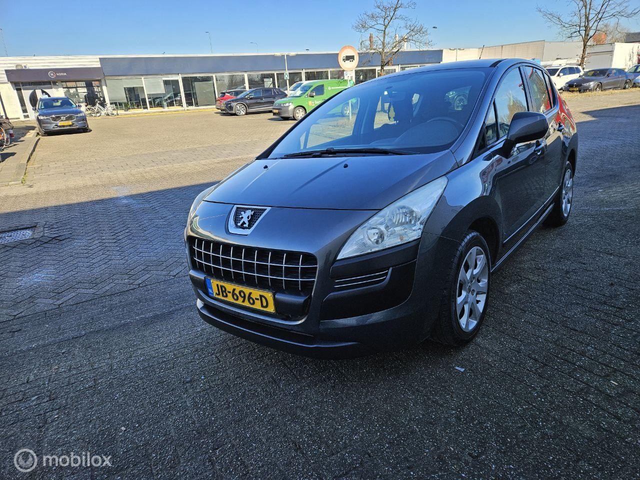 Peugeot 3008 - 1.6 VTi Première 1.6 VTi Première - AutoWereld.nl
