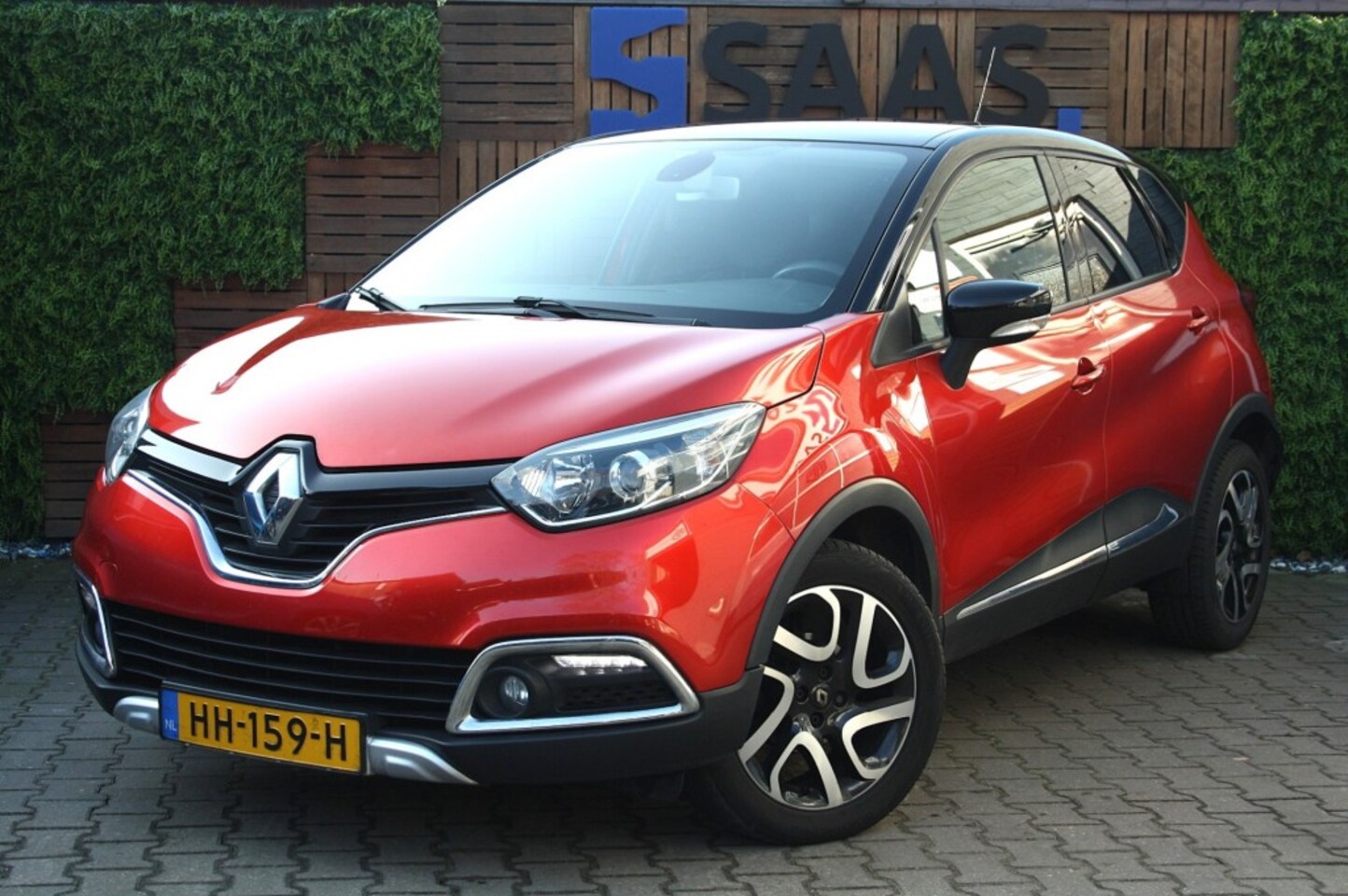 Renault Captur - 0.9 TCe XMod / NAP / Leer / Camera / Cruise Cntrl. - AutoWereld.nl