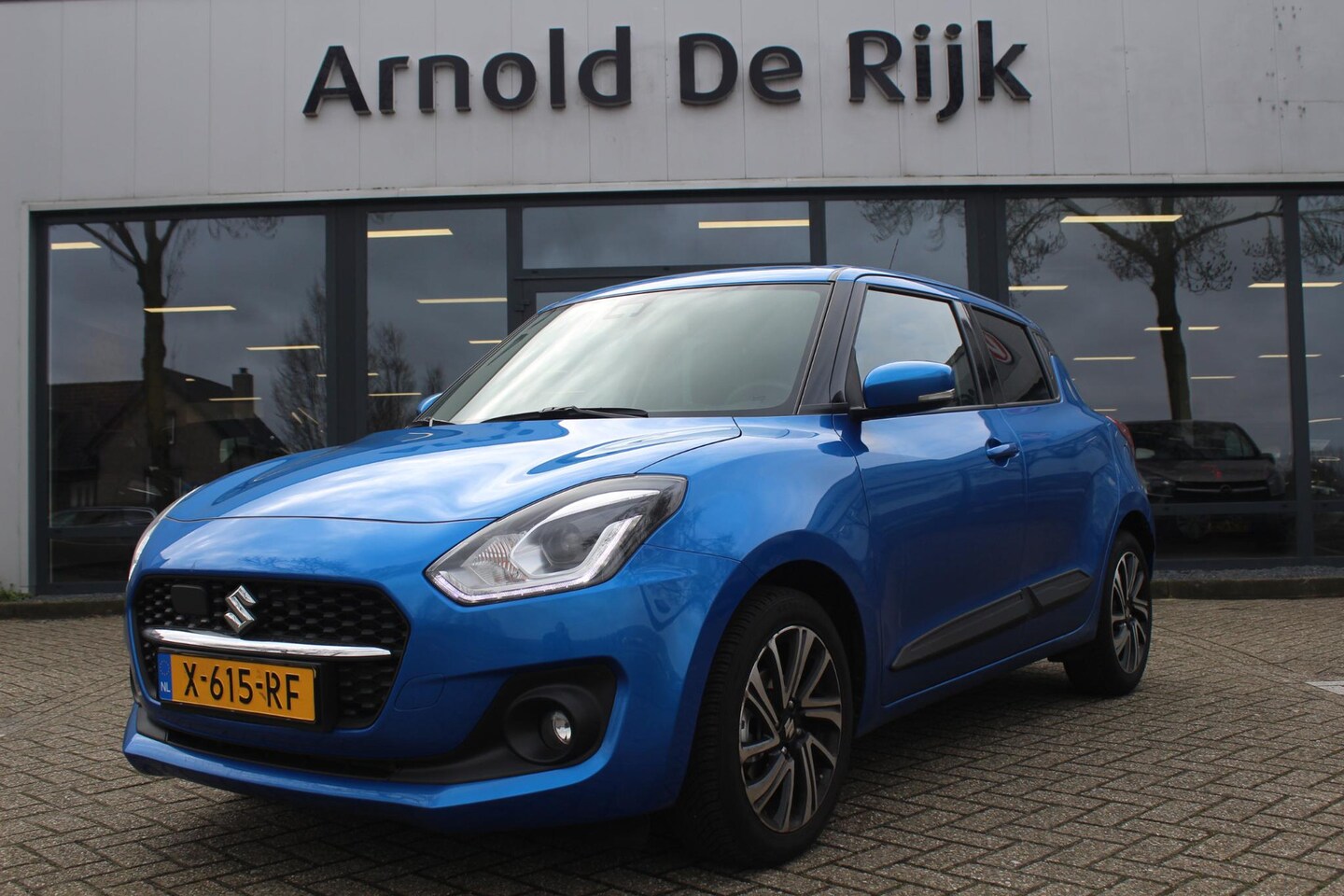 Suzuki Swift - 1.2 Style Smart Hybrid CVT Automaat - AutoWereld.nl