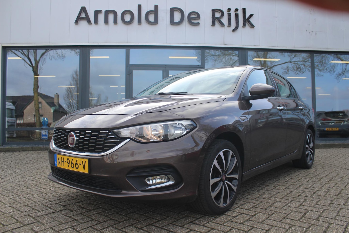 Fiat Tipo - 1.4 16v Lounge 1.4 16V Lounge - AutoWereld.nl