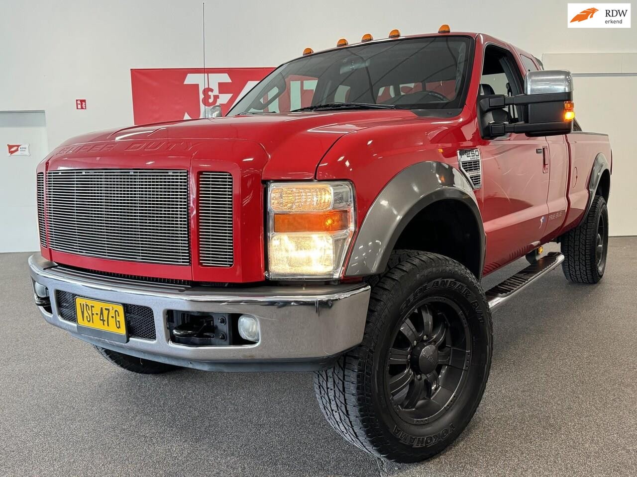 Ford F250 - USA SUPER DUTY, 4X4, LEER, NAVIGATIE, 355PK - AutoWereld.nl