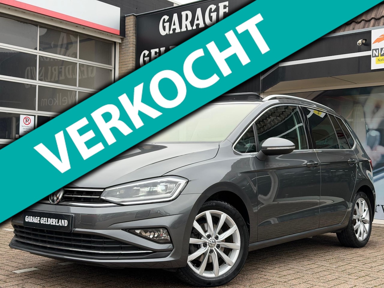 Volkswagen Golf Sportsvan - 1.5 TSI Highline | Pano | Acc | Climate | Full-Led | Navi | Camera | Apple/Android | Full- - AutoWereld.nl