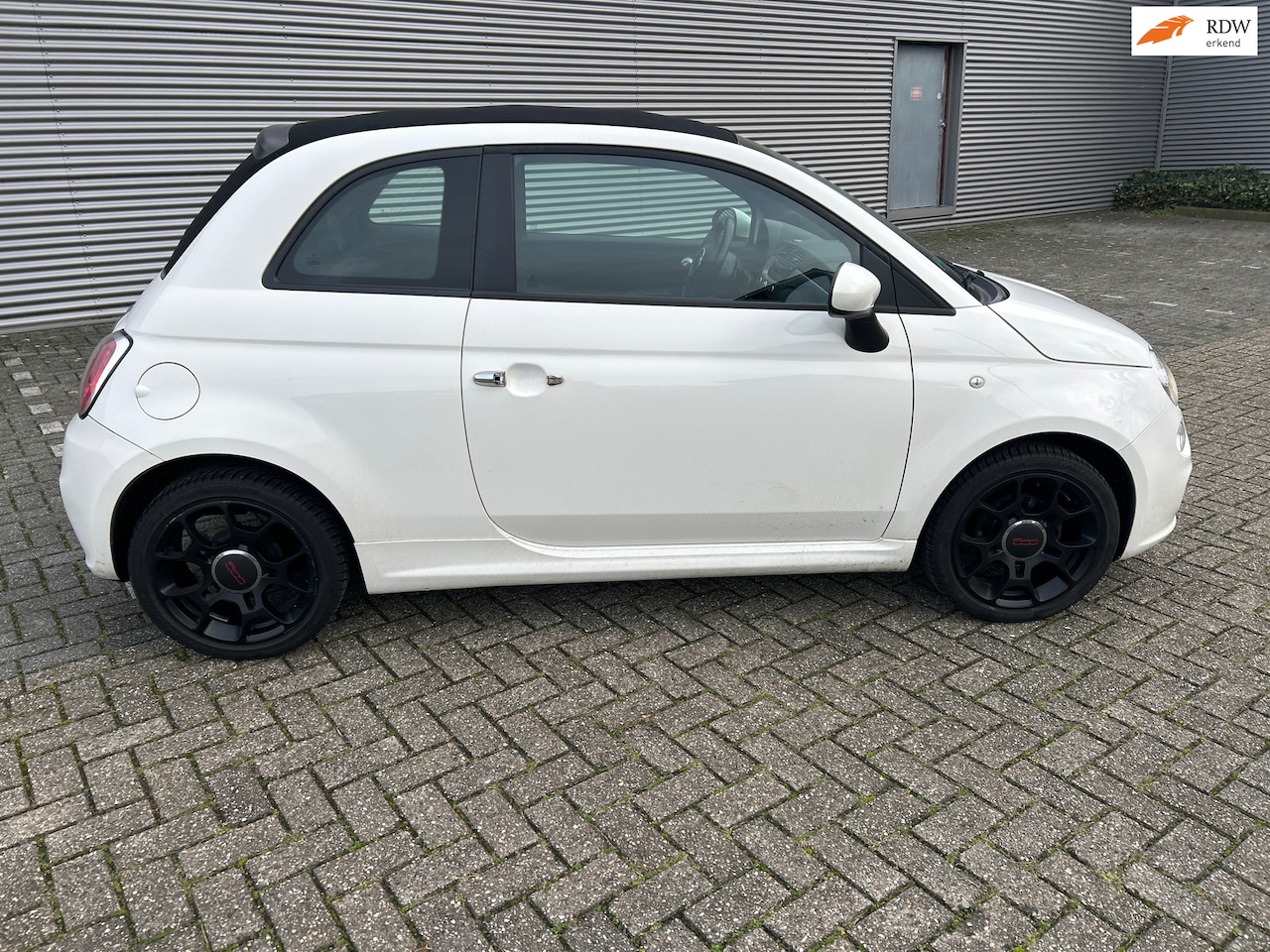 Fiat 500 C - 1.2 Lounge Cabrio Sportuitvoering - AutoWereld.nl