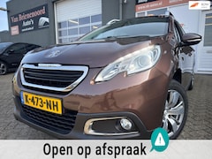 Peugeot 2008 - 1.2 VTi Allure met parkeersensoren en trekhaak en cruise controle en airco