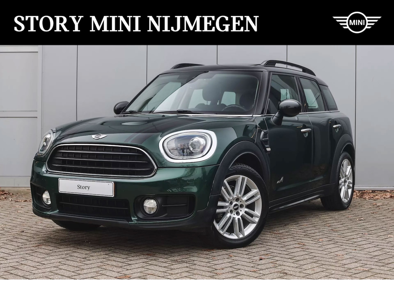 MINI Countryman - Cooper Chili ALL4 Automaat / Panoramadak / Sportstoelen / Comfort Access / LED / Navigatie - AutoWereld.nl