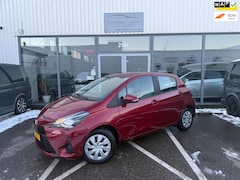 Toyota Yaris - 1.5 VVT-i Aspiration NAVI | CAMERA | CRUISE CONTROL| CLIMATE CONTROL | NAP | APK |