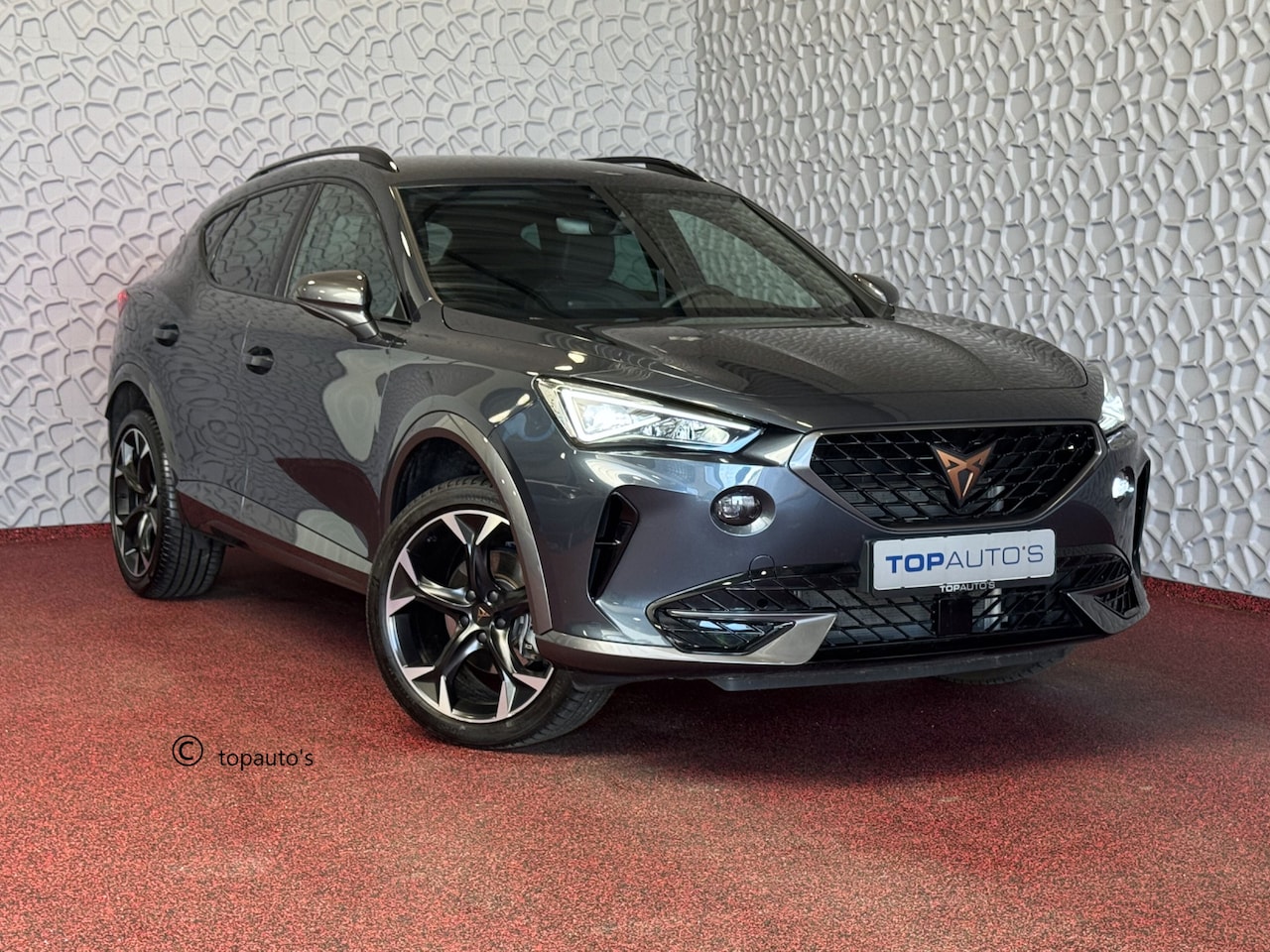 CUPRA Formentor - 1.5 TSI 150 PK LED CARPLAY NAVI CAMERA ADAP.CRUISE STOEL/STUUR VERW. 05/2024 - AutoWereld.nl