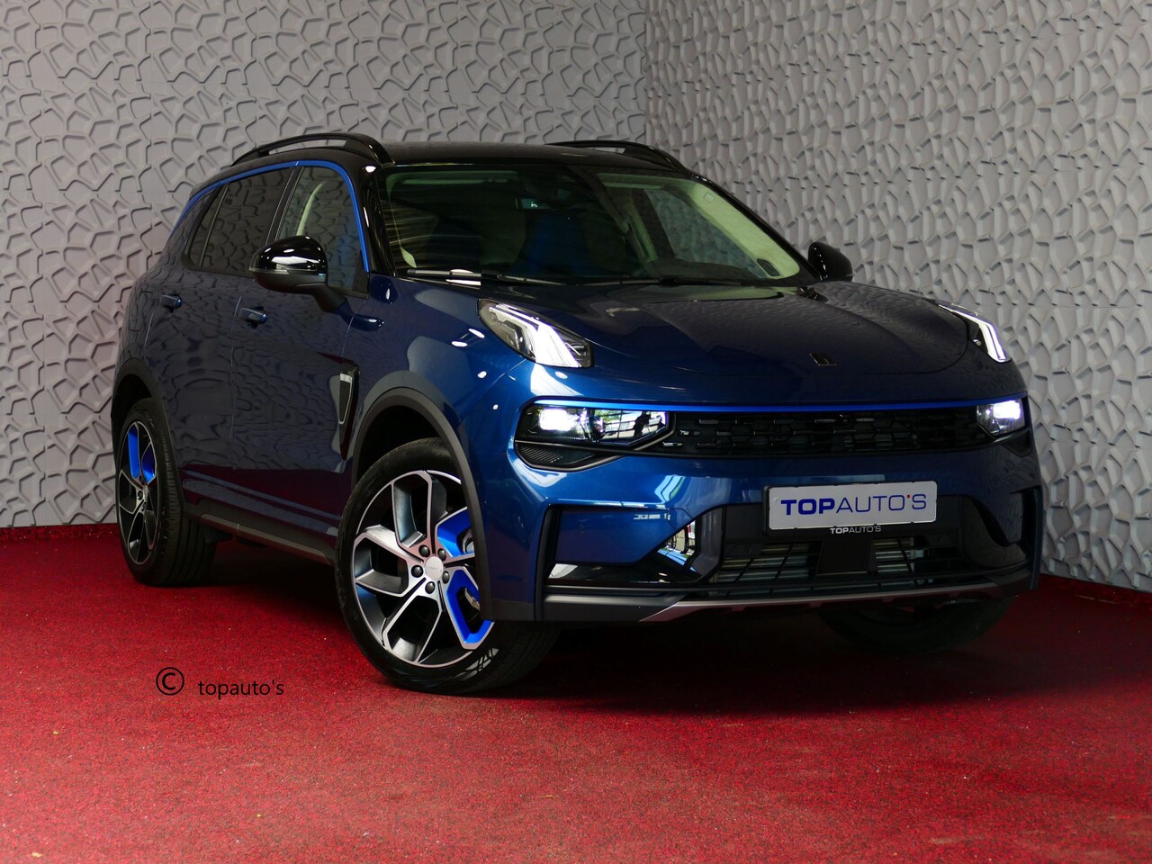 Lynk & Co 01 - ✅ NIEUWE AUTO ✅ TREKHAAK STOEL VERW. 1.5 261 PK 360CAM 4 JAAR GARANTIE PHEV Plug-in Hybrid - AutoWereld.nl