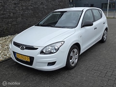 Hyundai i30 - 1.4i Active Cool - Airco - Trekhaak