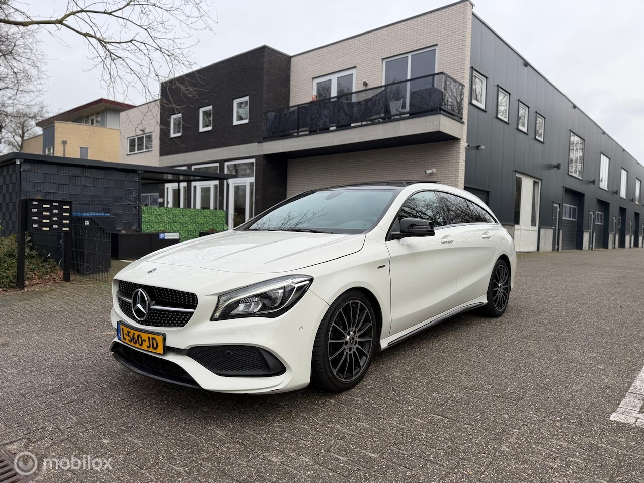 Mercedes-Benz CLA-klasse Shooting Brake - 200 Prestige/Panoramadak - AutoWereld.nl