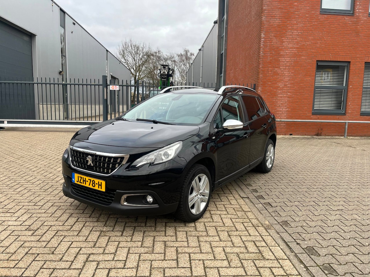 Peugeot 2008 - 1.2 PureTech GT-Line 1.2 PureTech GT-Line - AutoWereld.nl