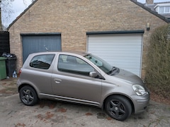 Toyota Yaris - 1.3 VVT-i Sol