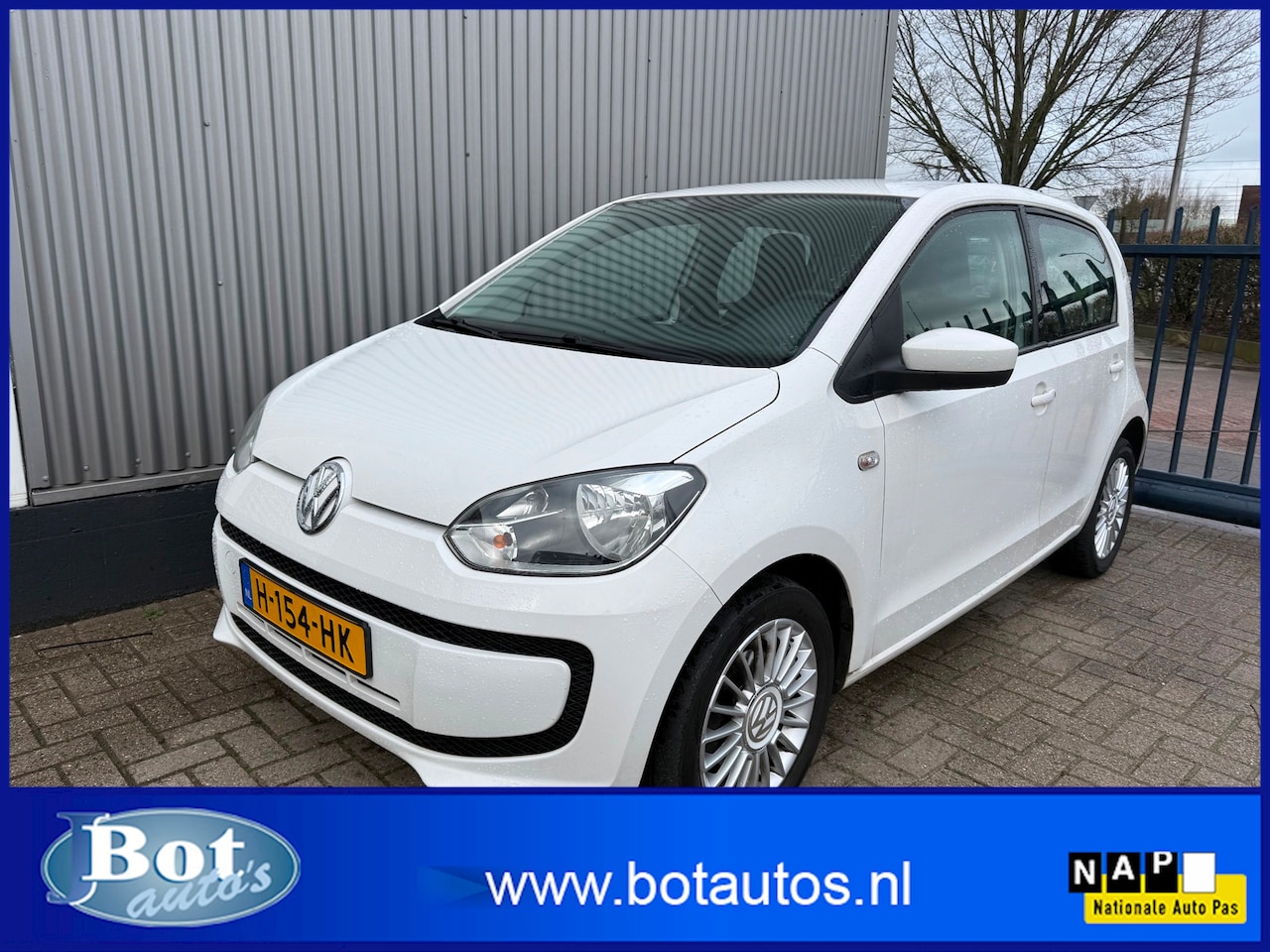 Volkswagen Up! - 1.0 high up! BlueMotion / NAVIGATIE / LMV / 5 DEURS / ELEK. PAKKET - AutoWereld.nl