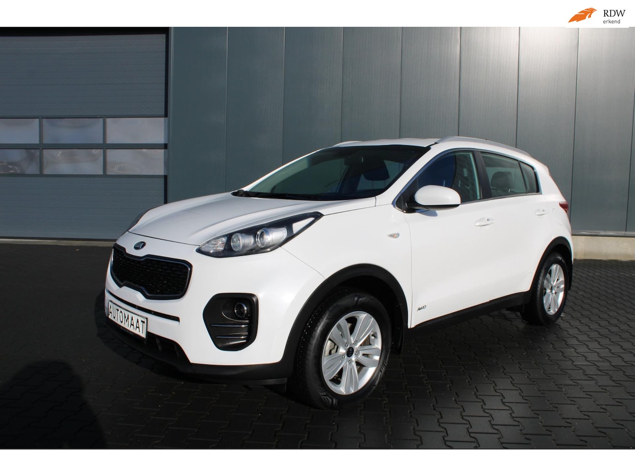 Kia Sportage - 2.0 AWD Comfortline TREKHAAK - AutoWereld.nl