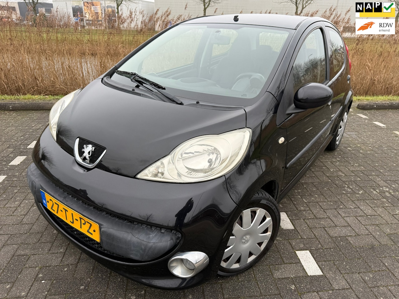 Peugeot 107 - 1.0-12V XS*APK*NAP*ZUINGE AUTO*Automaat - AutoWereld.nl