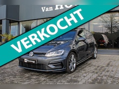 Volkswagen Golf - 1.5 TSI Highline R Line PANO NAVI LED DSG7