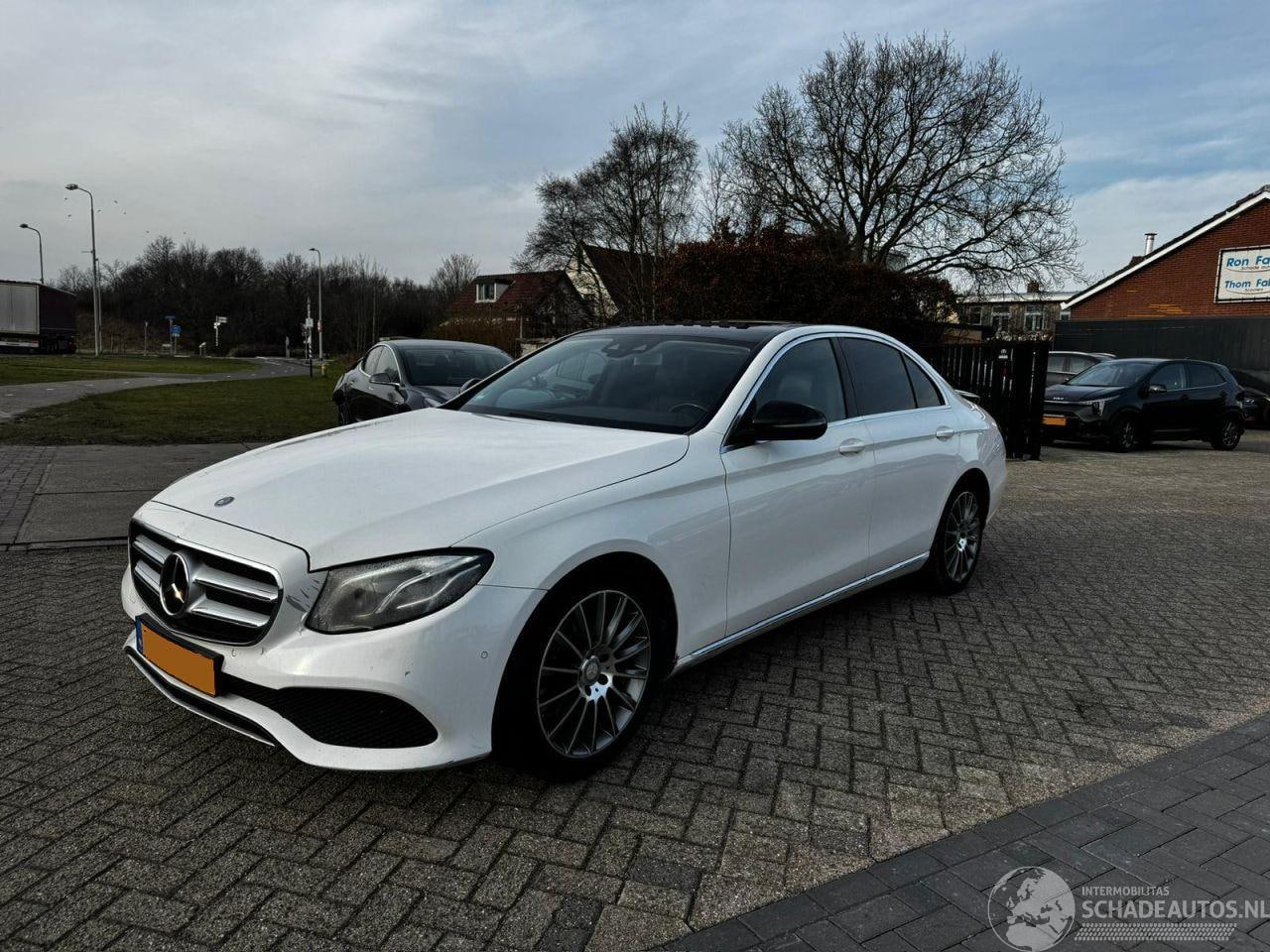 Mercedes-Benz E-klasse - 350 d Prestige | PANO - AutoWereld.nl