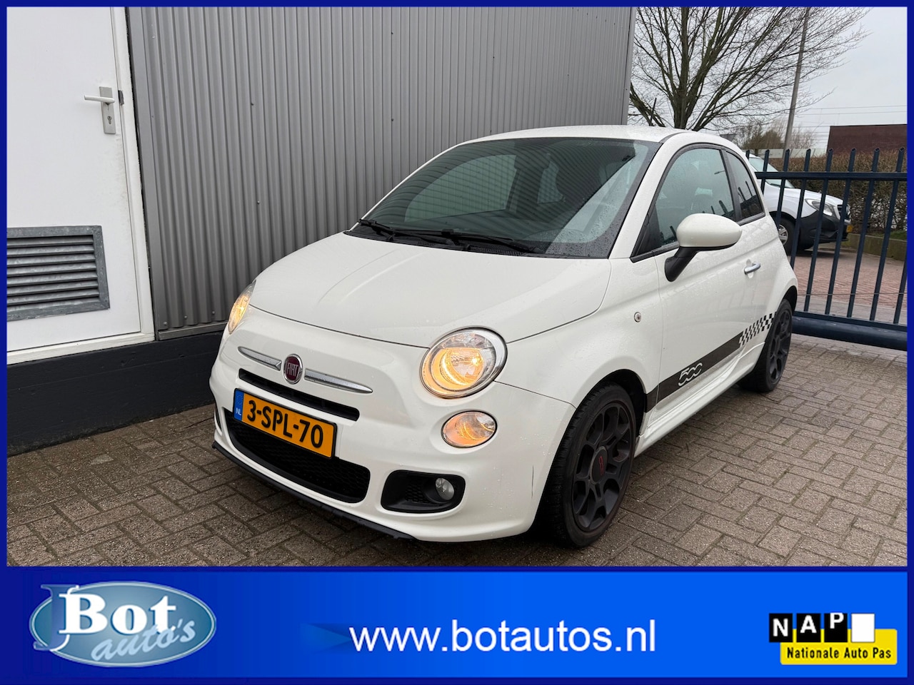 Fiat 500 - 0.9 TwinAir Lounge / AIRCO / LMV / SLECHTS 65.604 KM / SPORTIEF / STRIPING - AutoWereld.nl