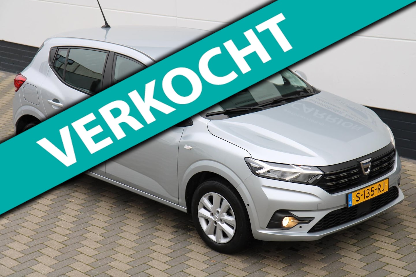 Dacia Sandero - 1.0 TCe 90PK Carplay Camera Dealer Ond. NAP !! - AutoWereld.nl