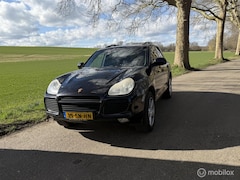 Porsche Cayenne - 4.5 Turbo