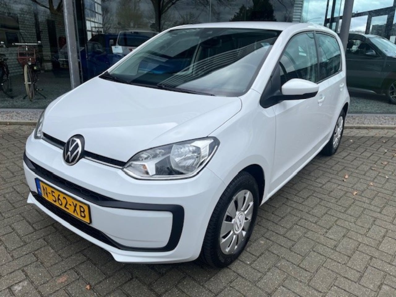 Volkswagen Up! - 1.0 5Drs AIRCO DAB - AutoWereld.nl