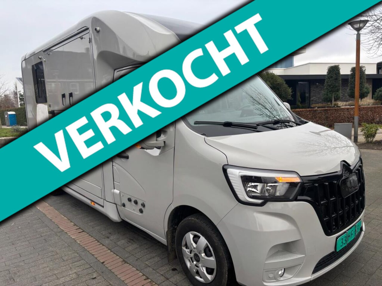 Renault Master - Paarden wagen stx master horsebox bj 2023 - AutoWereld.nl