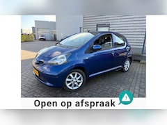 Toyota Aygo - 1.0-12V + 5DRS|APK|LM