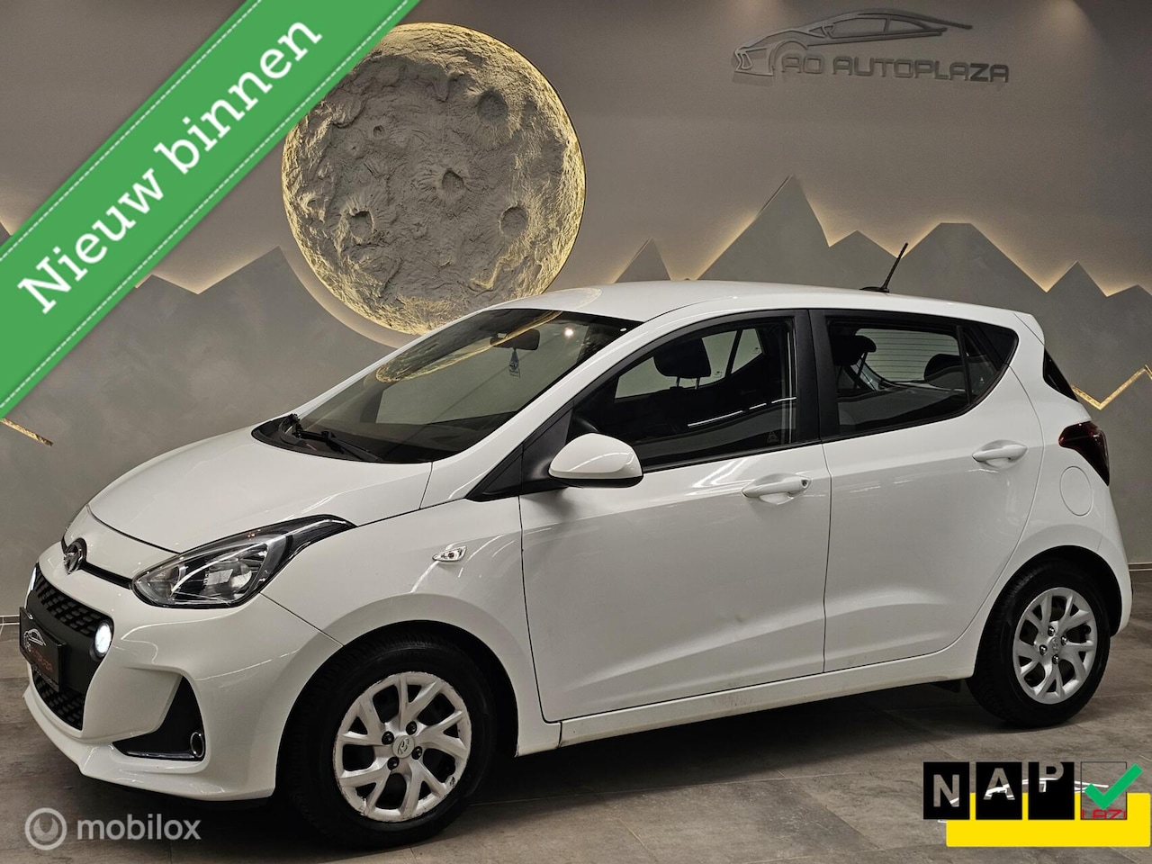 Hyundai i10 - 1.0i Comfort Apple Carplay/Navigatie/Parkeersensoren - AutoWereld.nl