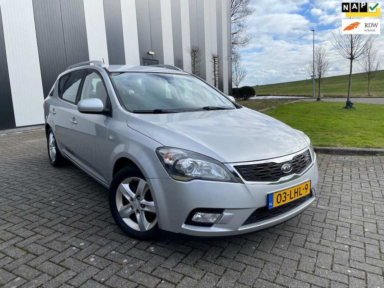 Kia Cee'd - 1.4 CVVT X-pect 1e Eigenaar-Nw APK-Airco-Trekhaak - AutoWereld.nl