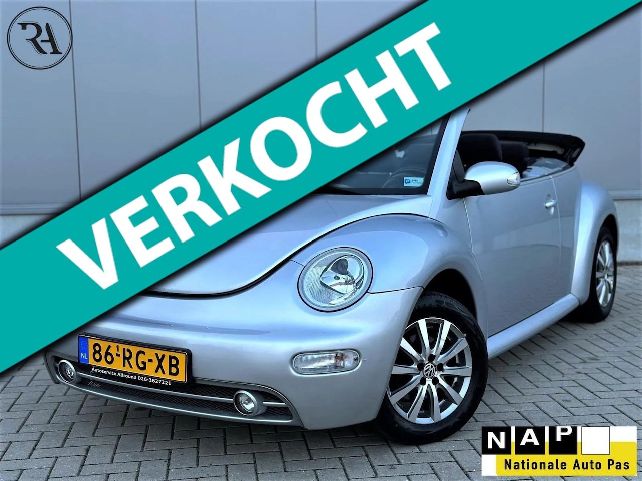 Volkswagen New Beetle Cabriolet - 2.0 - AutoWereld.nl