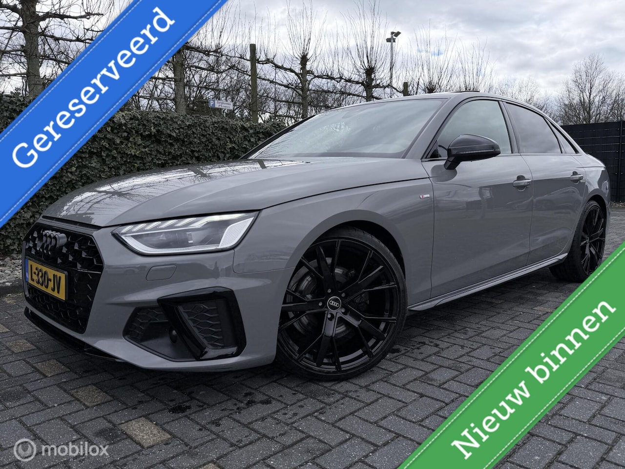 Audi A4 Limousine - 35 TFSI S LINE / NARDO / DAKJE / LMV 20” / MATRIX LED / AMBIANCE VERLICHTING - AutoWereld.nl