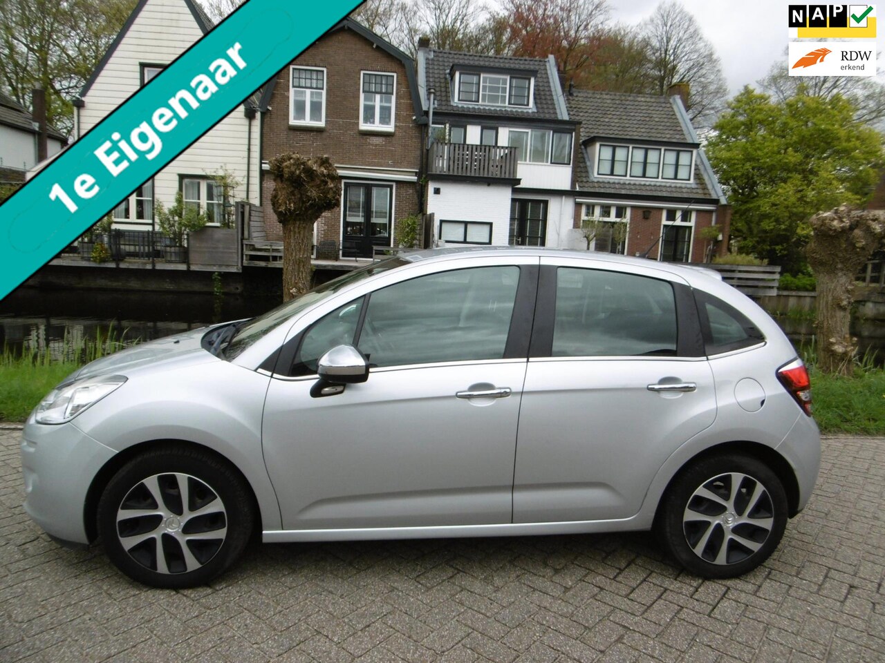 Citroën C3 - 1.2 VTi 82pk Collection 1e eigenaar Clima Cruise Trekhaak 1100kg - AutoWereld.nl