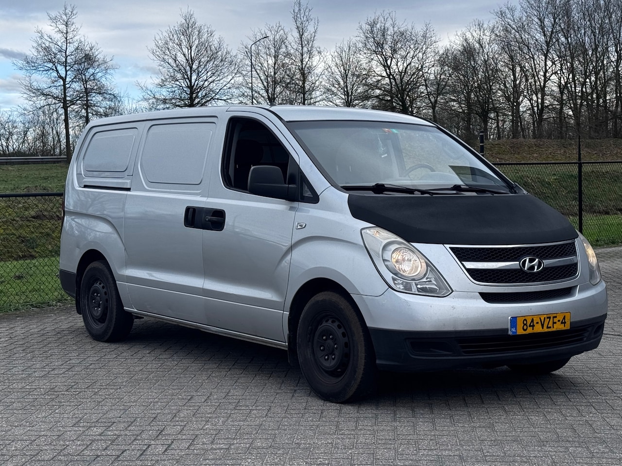 Hyundai H 300 - 2.5 CRDi Dynamic+Airco+NAP - AutoWereld.nl