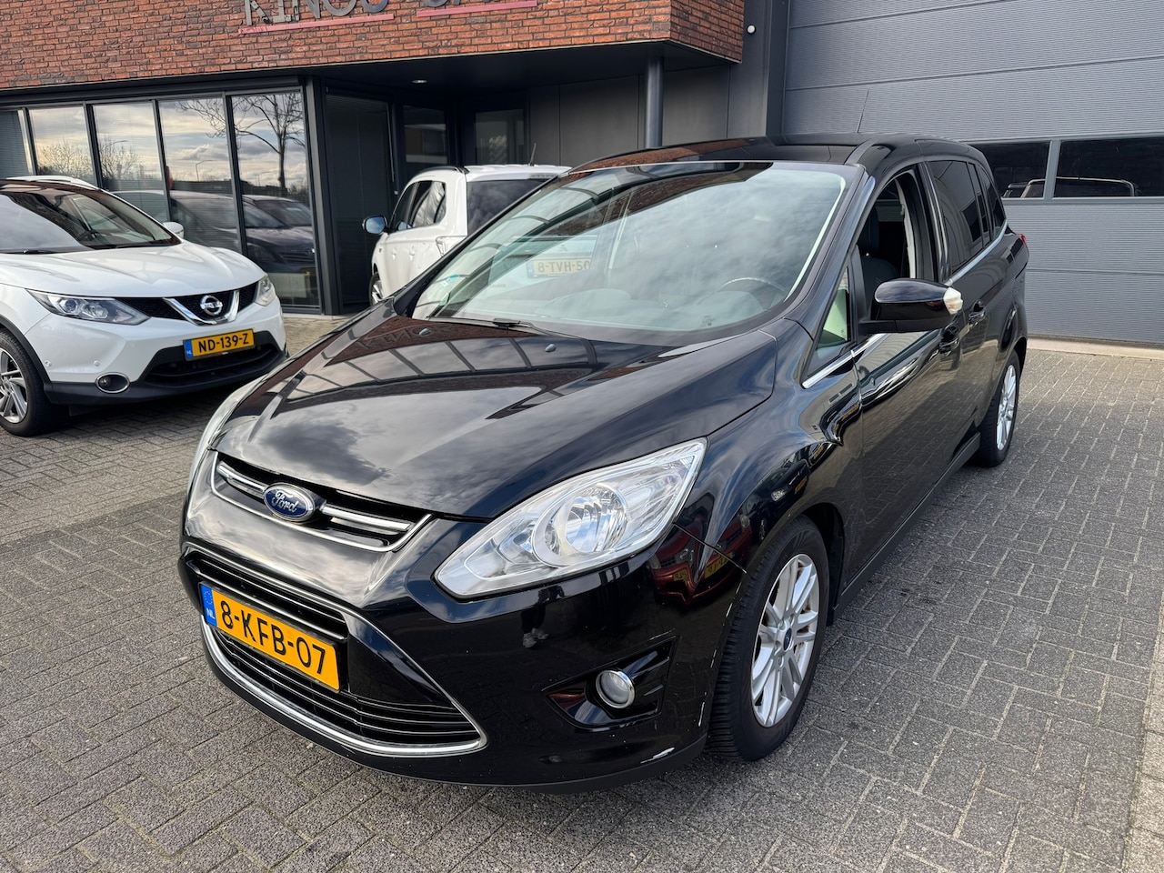 Ford Grand C-Max - 1.0 Titanium NAVI CRUISE CLIMA PDC ORIG NL NAP SUPER ONDERHOUDEN - AutoWereld.nl