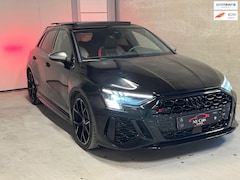 Audi RS3 - Sportback 2.5 TFSI Quattro Pano | B&O | Sfeer |360 Camera|RS Performance