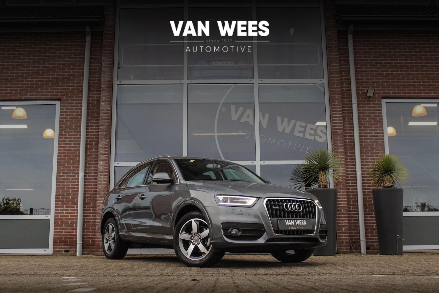 Audi Q3 - 2.0 TFSI quattro Pro Line | S-tronic Automaat | Panoramadak | 211 pk | Stoelverwarming | C - AutoWereld.nl