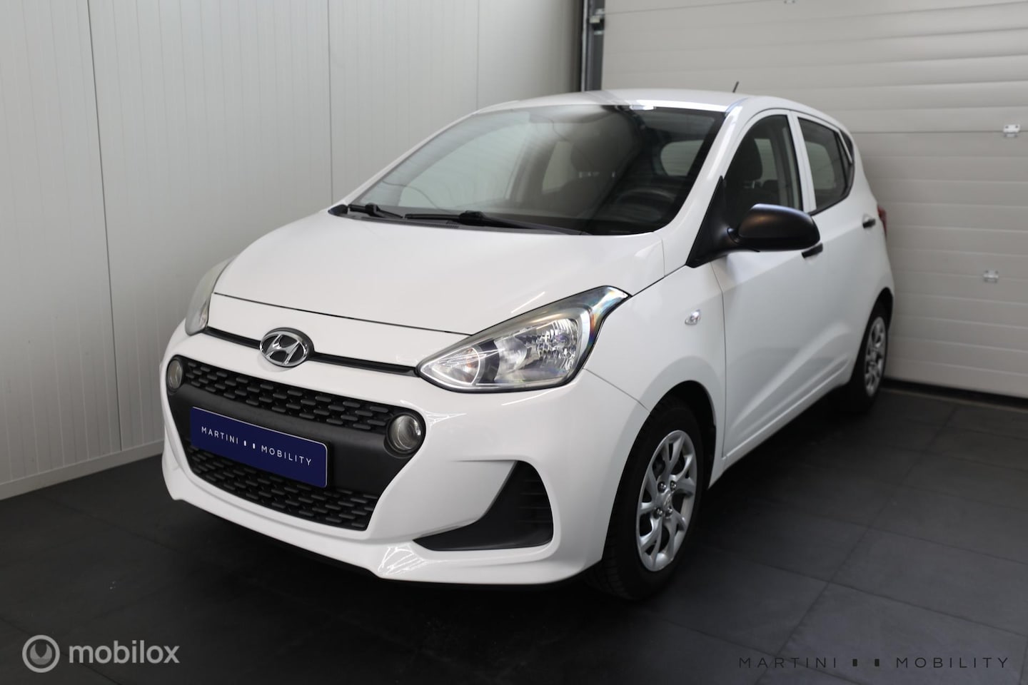 Hyundai i10 - 1.0i i-Motion|5-drs|Airco|Bluetooth|Nieuwe apk| - AutoWereld.nl